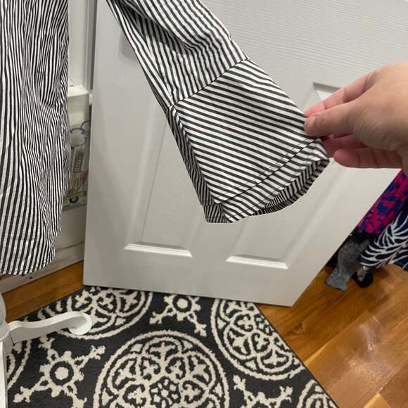 LOFT - Picture 3 of 16